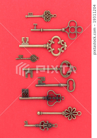Antique key 19311204