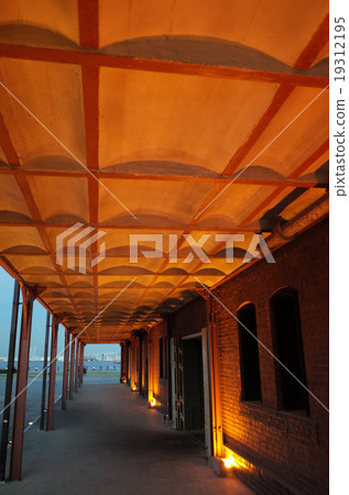 Red brick warehouse _ Yokohama 19312195