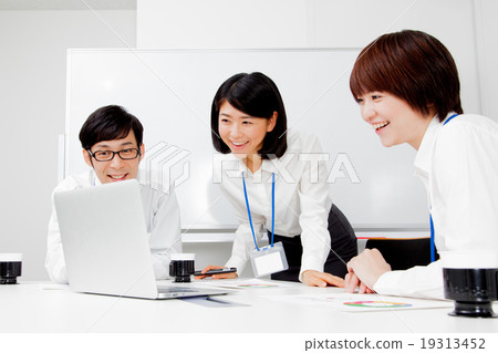 Meeting meeting of business meeting room Scene theme setting (internal meeting) 19313452