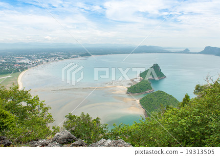 Sea view high angle of Ao Manao bay Sea view high angle of Ao Manao bay 19313505