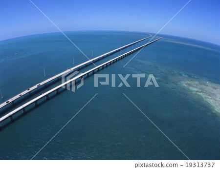 Aerial view of Seven Mile Bridge Florida 19313737