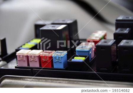 保險箱乘用車(美國車) 保險箱乘用車(美國車) 19314082