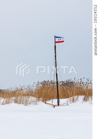 Landscape in winter 19314552