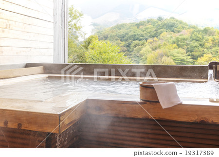 Hot spring open-air bath 19317389