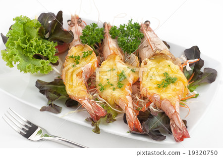 Grilled tiger prawns with cheese 19320750