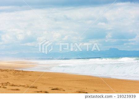Long Sand Atlantic Beach with ocean waves Long Sand Atlantic Beach with ocean waves 19323939