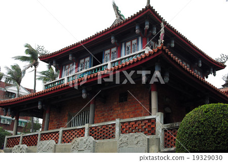 Taiwan Tinan's red-faced tower Taiwan Tinan's red-faced tower 19329030