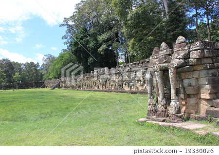 Angkor monuments 19330026
