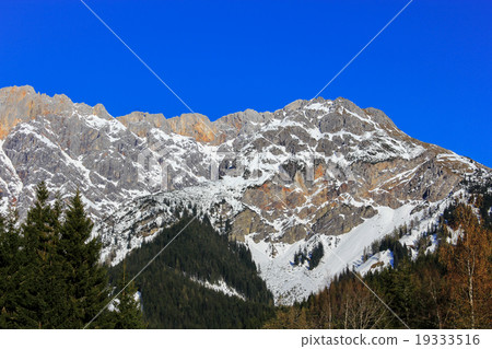 Winter Austria mountain in the Alps 19333516