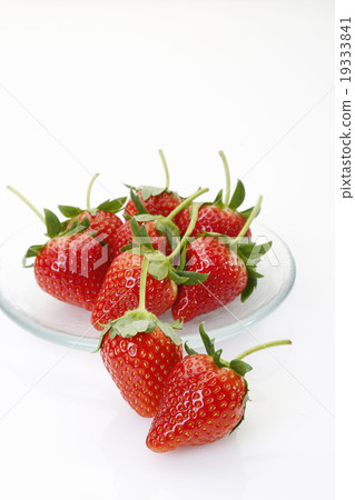 Strawberry  19333841