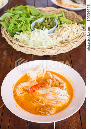 Knomjean, Thai rice vermicelli served with curry Knomjean, Thai rice vermicelli served with curry 19334668