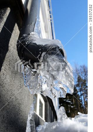 close-up of frozen drainpipe 19337282