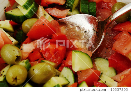 fresh summery salad of fresh olives and tomatos 19337293