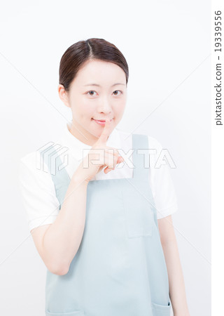 Caregiver woman 19339556