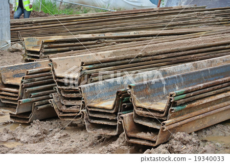 Stack of retaining wall steel sheet pile cofferdam Stack of retaining wall steel sheet pile cofferdam 19340033