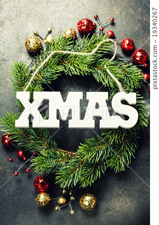 Christmas composition 19340267