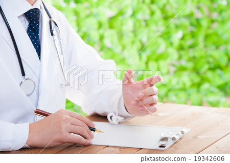 Doctor, consultation, plant background 19342606