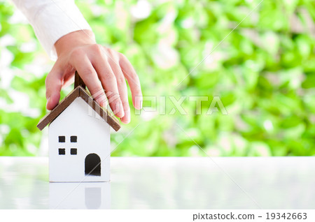 Residential model, green background 19342663