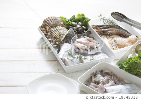 Seafood ingredients 19345318