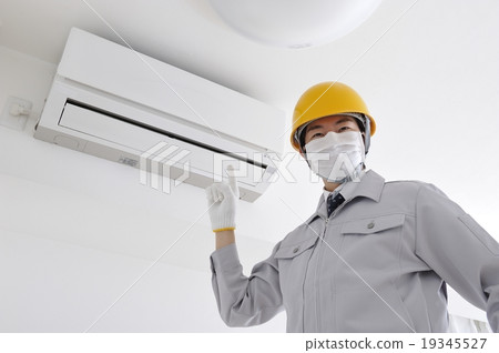 Air Conditioner And Cleaning Company Stock Photo 19345527 Pixta