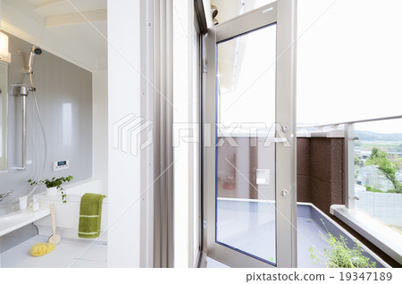 Bathroom veranda 19347189