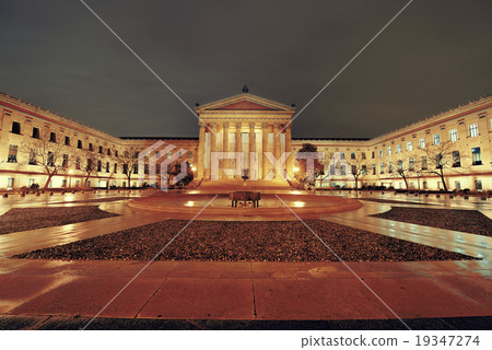 Philadelphia Art Museum 19347274