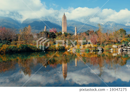 Dali pagoda Dali pagoda 19347275
