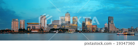 London Canary Wharf London Canary Wharf 19347360