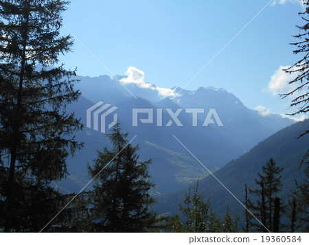 堆 許多 山峰 19360584