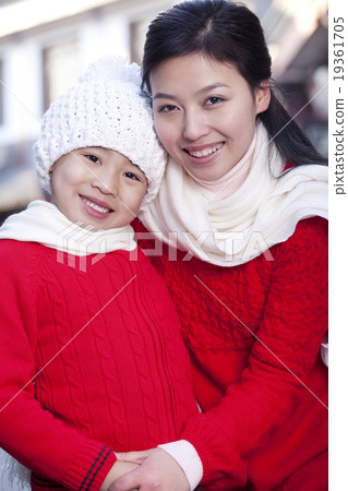 Tender moment between father and son 19361705