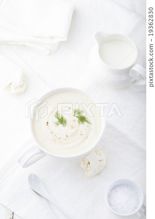 Cauliflower soup with dill and seasoning 19362830