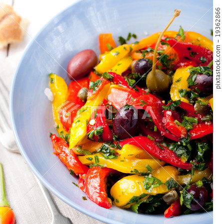 Roasted yellow and red bell pepper salad 19362866