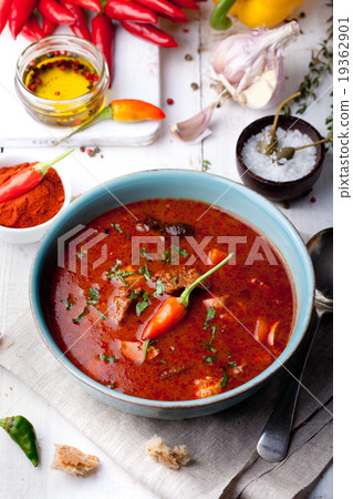 Goulash, beef, tomato, pepper, chili soup. 19362901