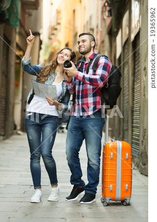 Happy girl points the direction 19365962