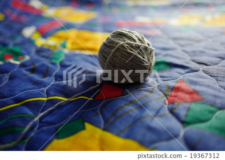 ball of threads ball of threads 19367312