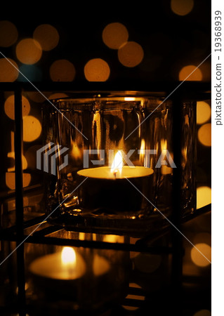 Candle night 19368939