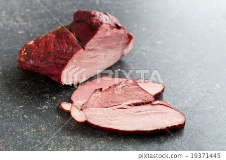 sliced smoked pork meat 19371445