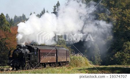Steam locomotive Tadami line farm village of autumn leaves Steam locomotive Tadami line farm village of autumn leaves 19374707