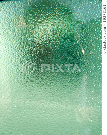 water on mirror 19378161