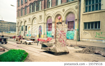 "Berlin Wall" eight months after the collapse (August 18, 1990) (former West Berlin City / former East German territory) 19379516