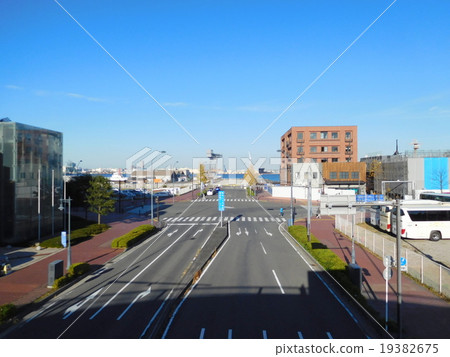 Minato Mirai風景 19382675
