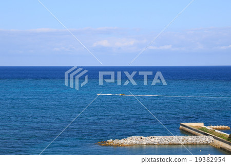 The sea of Okinawa The sea of Okinawa 19382954