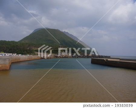鹿兒島縣的三島村,硫磺島港 鹿兒島縣的三島村,硫磺島港 19383039
