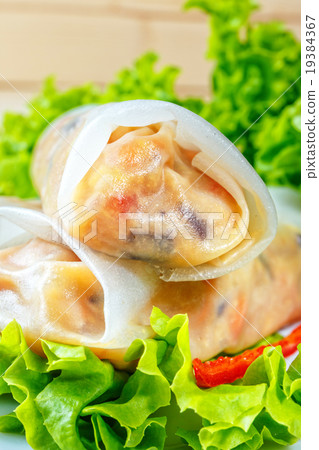 spring rolls spring rolls 19384367
