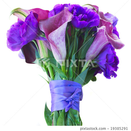 Calla lilly and eustoma flowers Calla lilly and eustoma flowers 19385291