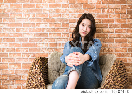 二十多歲的女人 19387428