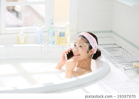 Bath time 19387870