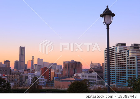 Yokohama city snow scenery from Yamate Italian mountain garden Yokohama city snow scenery from Yamate Italian mountain garden 19388448