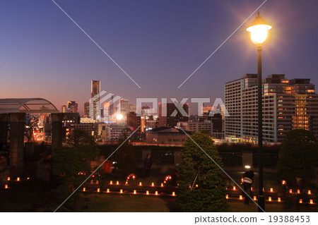 Yokohama city snow scenery from Yamate Italian mountain garden Yokohama city snow scenery from Yamate Italian mountain garden 19388453