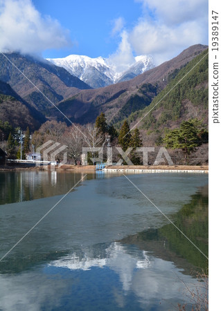 Komagai Pond和Mt. Komagatake 19389147